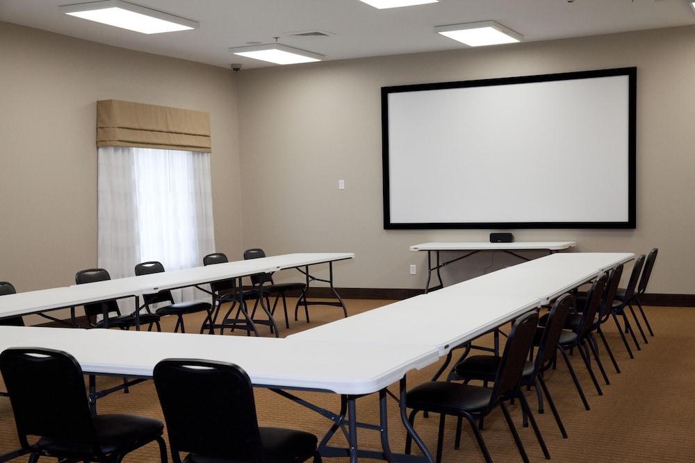 Sleep Inn & Suites Belmont - St. Clairsville Bagian luar foto