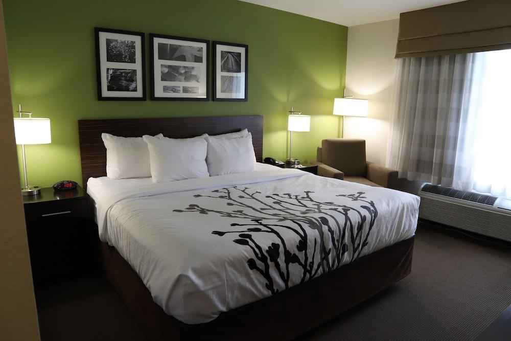 Sleep Inn & Suites Belmont - St. Clairsville Bagian luar foto
