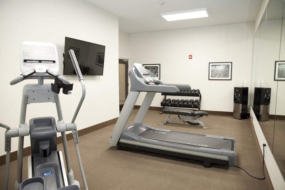 Sleep Inn & Suites Belmont - St. Clairsville Bagian luar foto