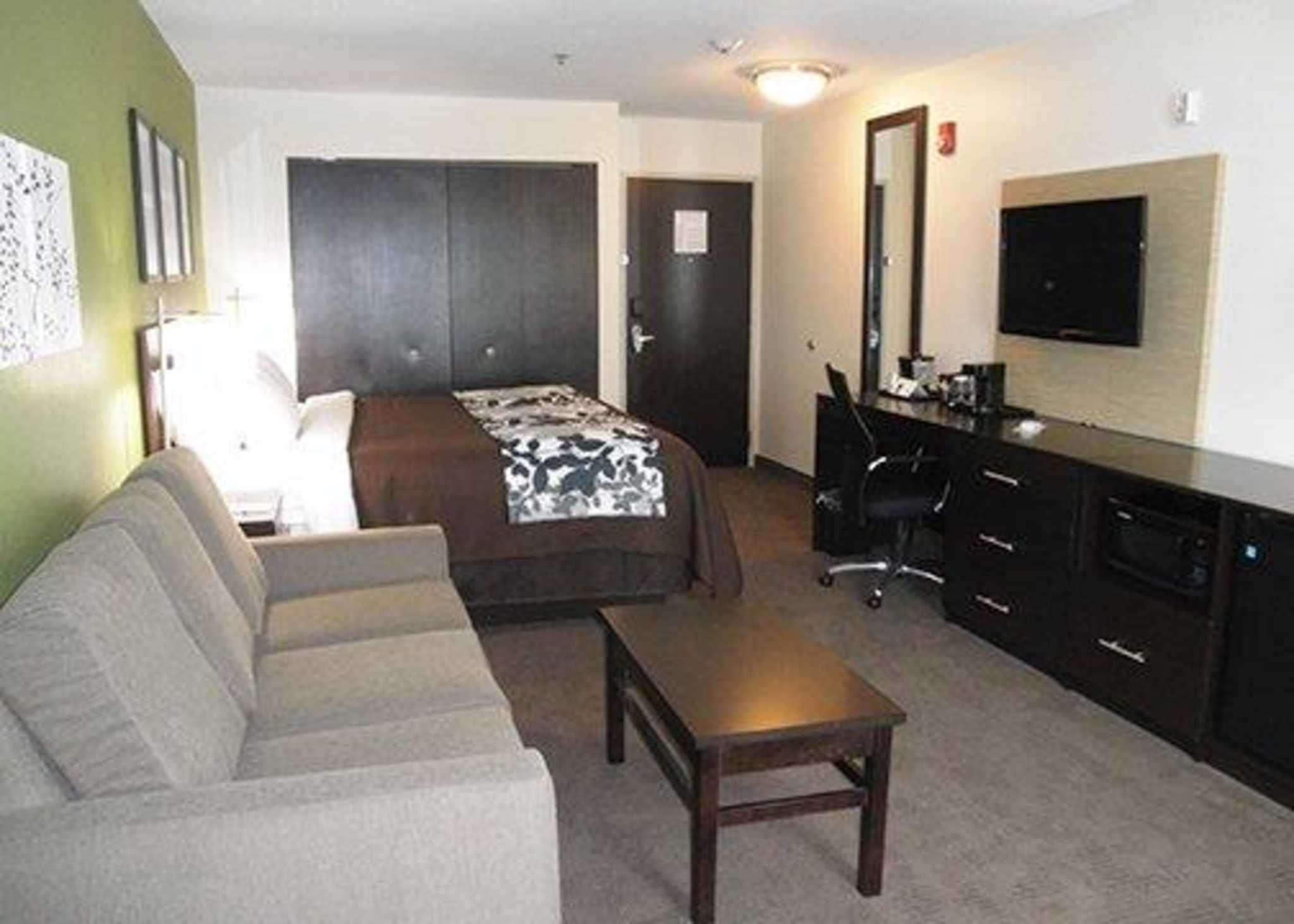 Sleep Inn & Suites Belmont - St. Clairsville Bagian luar foto