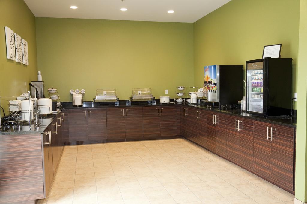 Sleep Inn & Suites Belmont - St. Clairsville Bagian luar foto
