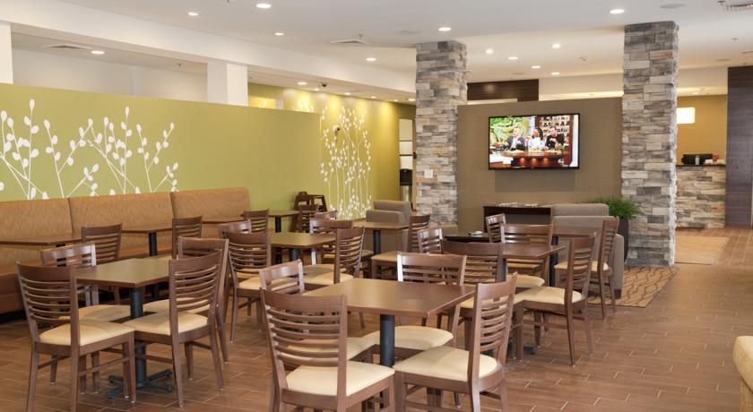 Sleep Inn & Suites Belmont - St. Clairsville Bagian luar foto