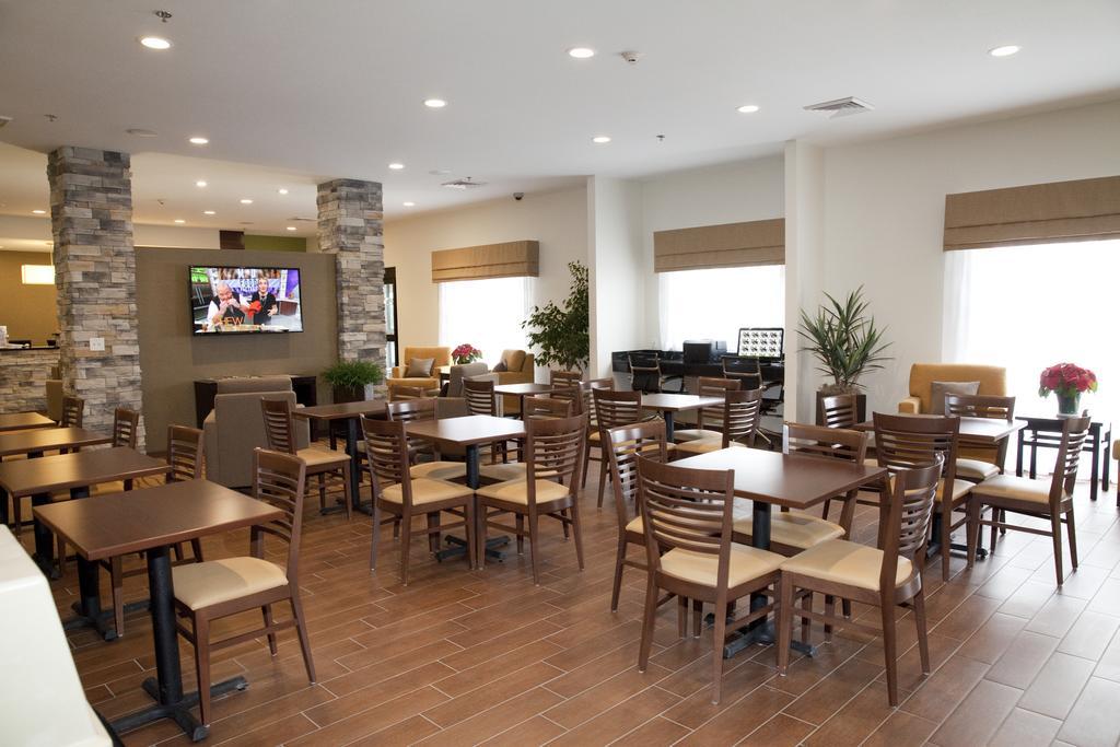 Sleep Inn & Suites Belmont - St. Clairsville Bagian luar foto