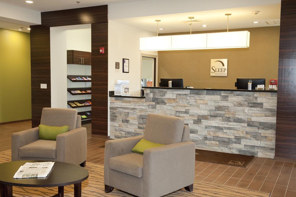 Sleep Inn & Suites Belmont - St. Clairsville Bagian luar foto