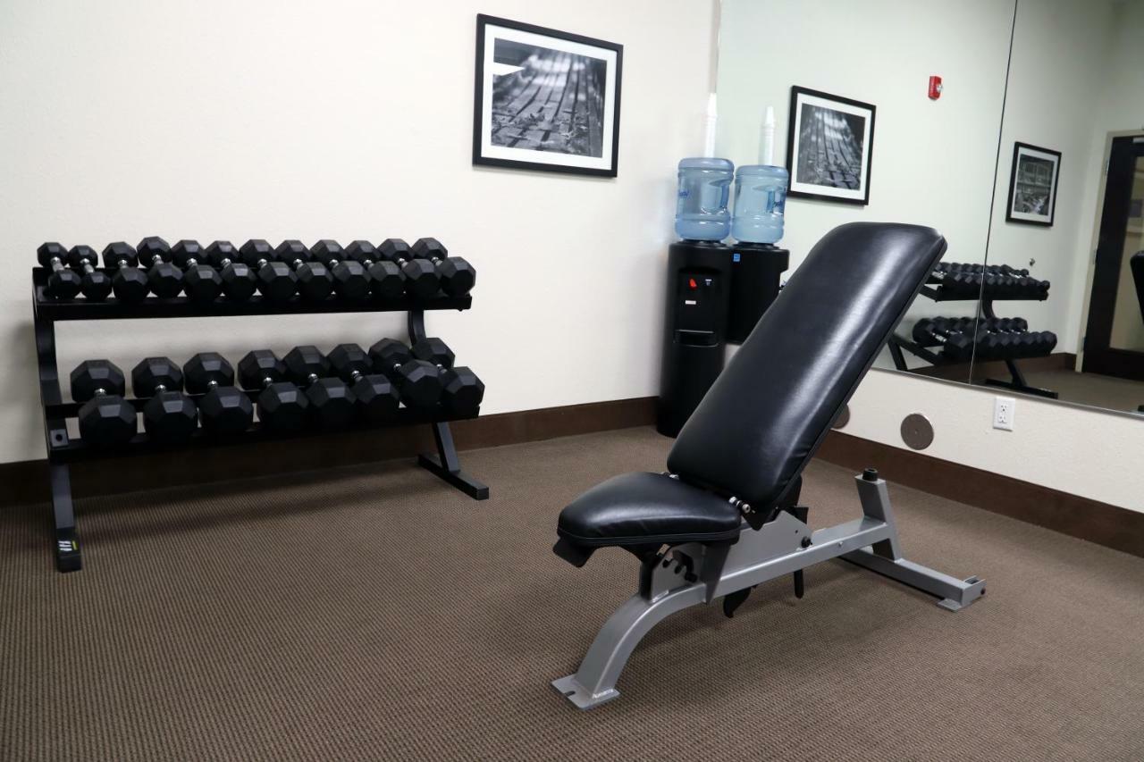 Sleep Inn & Suites Belmont - St. Clairsville Bagian luar foto