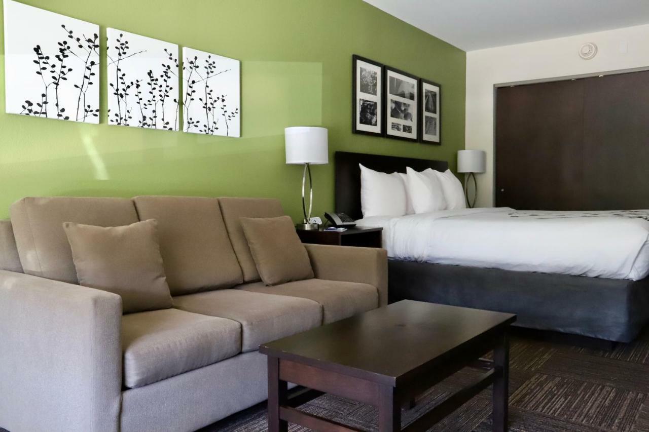 Sleep Inn & Suites Belmont - St. Clairsville Bagian luar foto